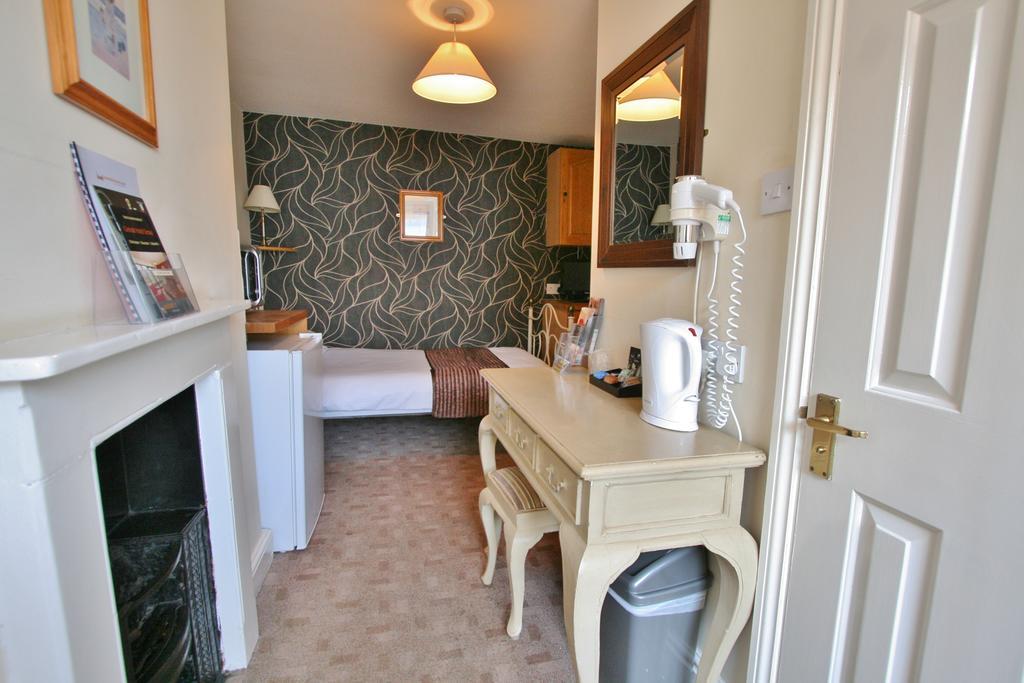 Central Hotel Cheltenham By Roomsbooked Pokój zdjęcie