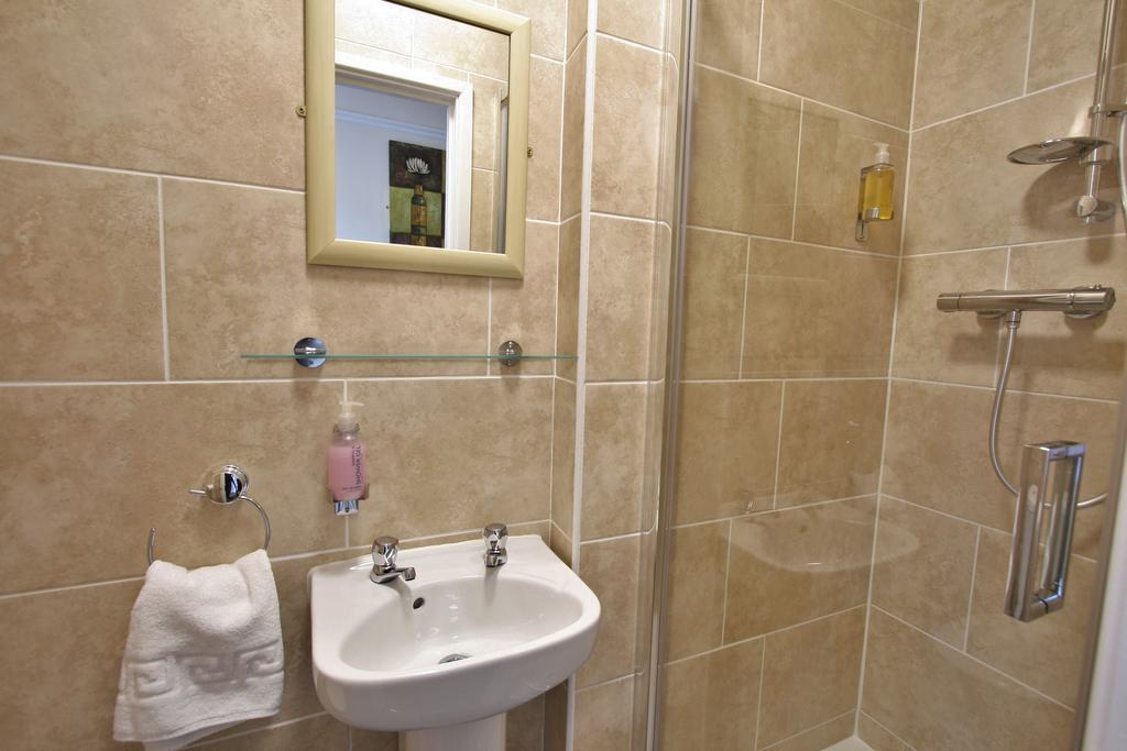 Central Hotel Cheltenham By Roomsbooked Zewnętrze zdjęcie