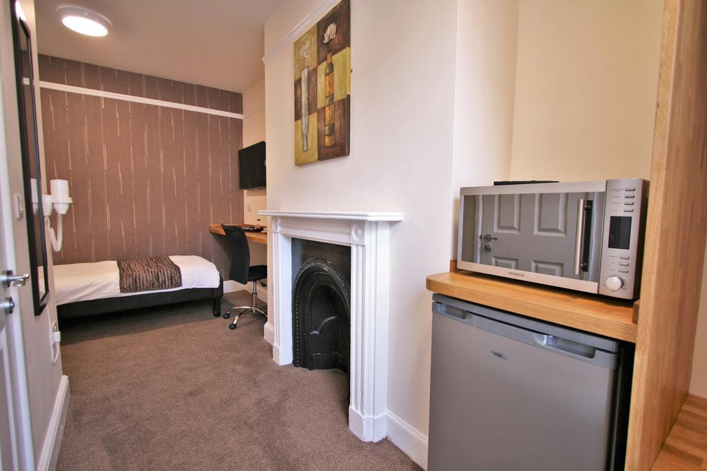 Central Hotel Cheltenham By Roomsbooked Zewnętrze zdjęcie